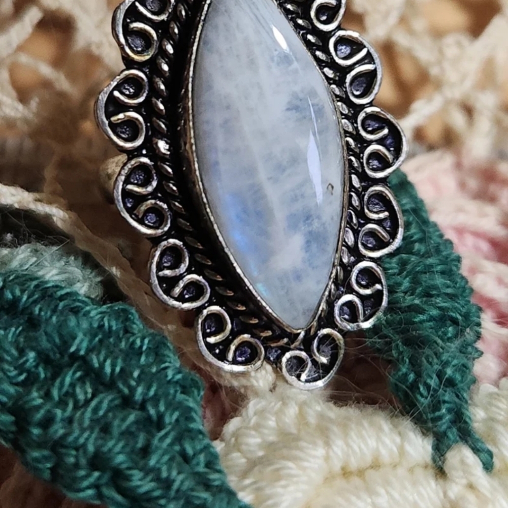 S7 1/2,Stunning, Elegant,XL, Cabi-Cut,Natural Moonstone Ring With Gorgeous Bezel